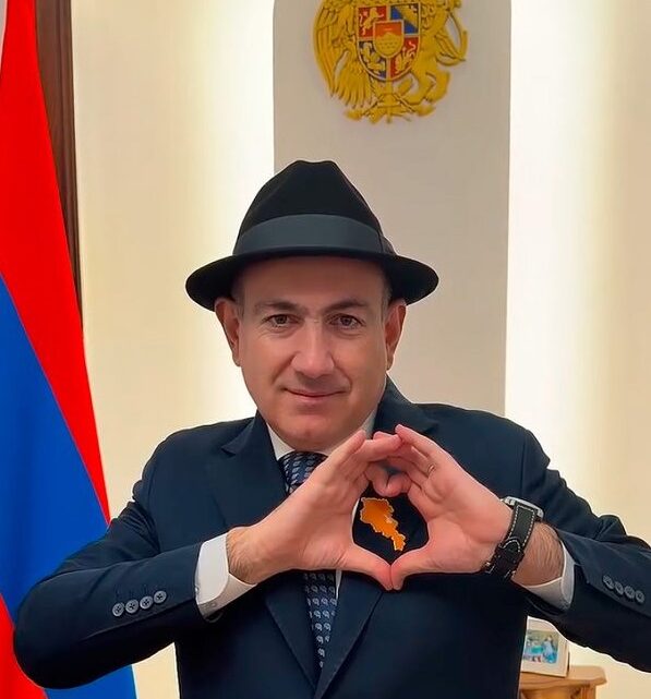 К ЧЕМУ СНИТСЯ ПАШИНЯН?